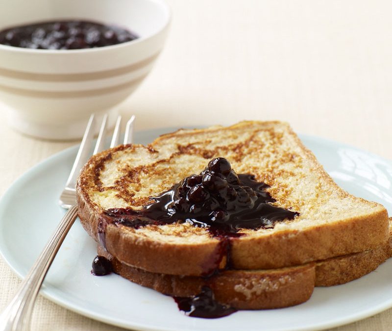 French toast with blueberry sauce