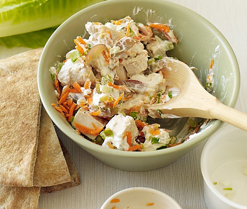 Chicken salad with walnuts and grapes